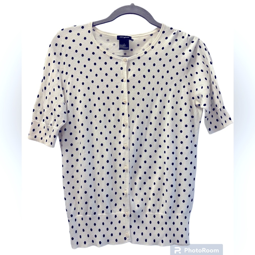 Like NEW, ANN TAYLOR, 100% cotton button down cardigan.
